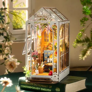 Robotime Rolife mainan rakitan TGB06 taman rumah Bookends 3D Puzzle kayu DIY miniatur rumah buku Nooks