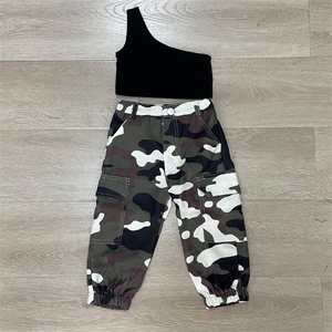 Conjuntos de <span class=keywords><strong>ropa</strong></span> para niñas pequeñas, Chaleco corto con estampado de letras, pantalón de camuflaje, conjunto de dos piezas, novedad de verano 2023 - Product Image 3