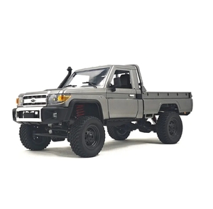 Vehículo todoterreno teledirigido SJY-MN82 Pro a escala 1:12 con tracción en las cuatro ruedas, simulación del Toyota LC79, modelo RC, juguete de coche RC. - Product Image 1