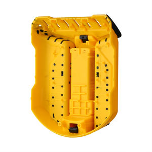 دقة مثيرة للإعجاب: توجيه المسار نحو مناظر إنتاج الأدوات الإلكترونية مع تقنية القولبة بالحقن - Product Image 3