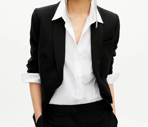 Veste de costume en satin noir pour femme, blazer pour le bureau - Product Image 3