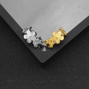 2026 New Popular Niche Design Cute Flower <b>Ring</b> Simple Style Gold <b>Silver</b> Plated Women's Stainless Steel <b>Rings</b> Wholesale Jewelry - Product Image 3