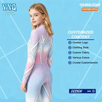 Tenues de cheerleading pour filles, faible MOQ, en tissu Spandex, costumes de cheerleaders pour adolescentes, robe de danse brillante pour le cheerleading