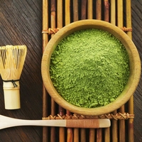 Échantillon gratuit de poudre de matcha de thé minceur naturel biologique disponible dans une boîte de sachets en vrac sac tasse bouteille avec saveur de chocolat mélangé