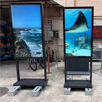 Totem Digital LCD Drive-thru Luar Ruangan 55 Inci, Kecerahan Tinggi 3000 Nits, Tahan Air IP66, Laminasi Penuh, Anti-silau