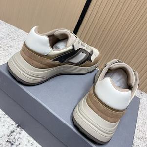 รองเท้ากีฬาลำลองกลางแจ้งสไตล์ดีไซเนอร์แบรนด์ดัง  รองเท้าวิ่งคลาสสิกคุณภาพสูงแบบสั่งทำพิเศษพร้อมระบบรองรับแรงกระแทก - Product Image 3