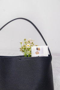 High Quality Women's Vintage Lady Candy Pattern <b>Black</b> Top-Grain Cowhide <b>Large</b> Capacity Single-Shoulder <b>Handbag</b> - Product Image 6