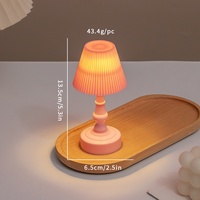 Mini lampe de nuit en forme de muguet, lampe de table décorative d'ambiance, ornement de chevet créatif, petite lampe de table mignonne
