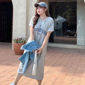 เดรสเสื้อยืดทรงหลวมพิมพ์ลายตัวอักษร รุ่น Runqi N8695 Plus Size ความยาวปานกลาง คอกลม ระบายอากาศได้ดี เหมาะสำหรับใส่ในชีวิตประจำวัน - Product Image 1