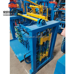 Petite presse à briques mobile modèle 4-35A Machine semi-automatique pour briques de ciment poreuses à trous ronds et solides et à trous carrés - Product Image 3