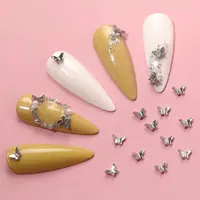 개인화 된 매니큐어 장식 3D 입체 나비는 여성과 어린이 손톱에 적합합니다.