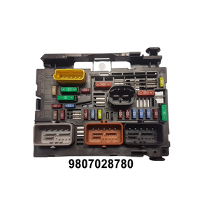 Boîtier de fusibles authentique et de haute qualité, gestionnaire de <span class=keywords><strong>batterie</strong></span> 9807028580 9807028780 R02 R04 pour <span class=keywords><strong>Peugeot</strong></span> 307 408 <span class=keywords><strong>308</strong></span> pour Citroën C4 - Product Image 1