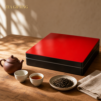 Boîte en étain carrée personnalisée, noir mat, couvercle rouge, intérieur doré, boîte cadeau, emballage pour bonbons, vente en gros
