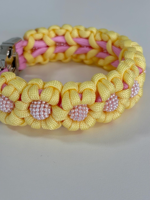 Collier pour chien en paracorde fait main, motif marguerite jaune et rose à 6 pétales, nouveau modèle élégant, vente chaude 2026