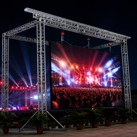 Écran LED de location flexible incurvé pour scène, 7680Hz, P2.9, P3.9, P4.8, IP65, HDR10, luminosité 5000cd, mur vidéo