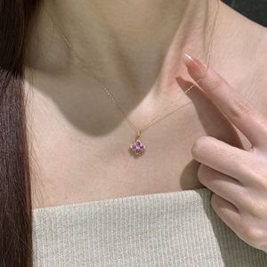 Collier en argent pur S925 avec diamants pour femmes, design luxueux et généreux, collier de clavicule en diamants complets, rose doux et exquis - Product Image 3