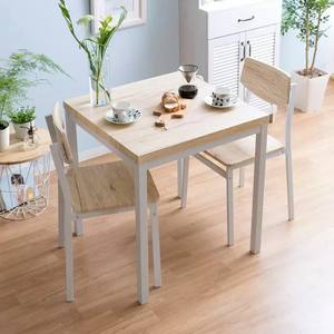 Set da pranzo Vintage con stile <span class=keywords><strong>Brooklyn</strong></span> da 5 pezzi per 4 sedie compatte in acciaio per piccoli spazi - Product Image 2