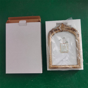 <span class=keywords><strong>Cornice</strong></span> Portafoto in Resina Dorata Stile Retrò Europeo con <span class=keywords><strong>Supporto</strong></span> <span class=keywords><strong>per</strong></span> Appendere a Parete <span class=keywords><strong>per</strong></span> Casa, Matrimoni ed Esposizioni Artistiche - Product Image 3