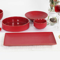 Ensemble de vaisselle nordique assiettes à dîner rouges ensembles de vaisselle vaisselle en porcelaine vaisselle en céramique de luxe assiette de bols de luxe pour Noël