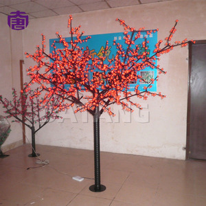 Arbre lumineux décoratif LED étanche en forme de cerisier, avec tronc en fer, pour éclairage de festival, idéal pour l'aménagement paysager des parcs et places publiques, en vente. - Product Image 2