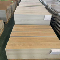 Rutschfester Parkett-Laminat-Kunststoffboden Holzoptik SPC-Bodenbelag Wasserdichter LVP-Bodenbelag Vinylplanken