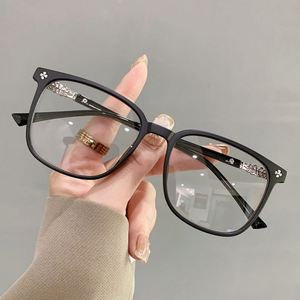 Gafas de Miopía con Marco de Plástico Personalizadas con Logotipo al por Mayor, Gafas Fotocromáticas Cuadradas Anti Luz Azul para Hombre y Mujer - Product Image 6
