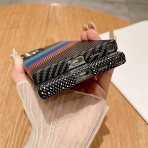 Per <span class=keywords><strong>Samsung</strong></span> Galaxy S25 S24 Plus <span class=keywords><strong>Ultra</strong></span> opaco magnetico in fibra di carbonio custodia per telefono <span class=keywords><strong>Samsung</strong></span> S23 S22 <span class=keywords><strong>Ultra</strong></span> Note <span class=keywords><strong>20</strong></span> sottile copertina rigida - Product Image 6