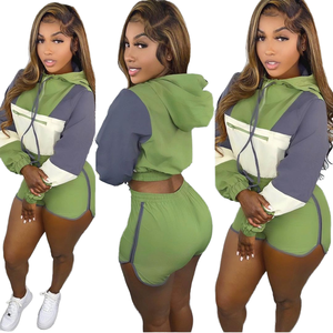 Completo da Donna con Felpa Corta con Cappuccio e Pantaloncini, Set Sportivo 2 Pezzi per Primavera e Autunno, Comodo e Alla Moda per Uscite Autunnali, <span class=keywords><strong>Abbigliamento</strong></span> Femminile - Product Image 4