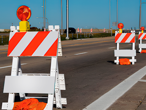 American Hot Selling Type 1 Barricade A-Frame Barricades Plastic Traffic Block Barrier Warning Light Attachable - Product Image 6