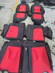 Set Completo di <span class=keywords><strong>Coprisedili</strong></span> per Auto in Pelle di Alta Gamma con Ricamo Personalizzabile per Ford/<span class=keywords><strong>Audi</strong></span>/Toyota Inclusi Modelli A5 e Mustang - Product Image 4