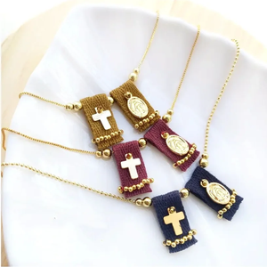 Collana per la Festa della Mamma con Ciondolo a Conchiglia Placcato Oro 14K <span class=keywords><strong>e</strong></span> Charm a Cuore, Regalo di Gioielleria per Mamma da Figlia o Figlio - Product Image 3