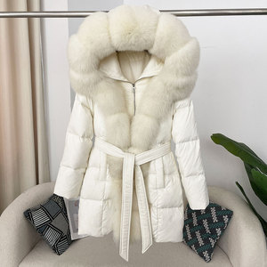 Abrigos acolchados al por mayor de alta calidad con capucha de piel grande Chaqueta acolchada impermeable para mujer Invierno - Product Image 1