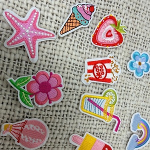 3D Raised Effect Design Fresh And <b>Light</b> Pattern Flower Patch Iron-On Flat Embroidery Patches for Accessories Bag - Product Image 2