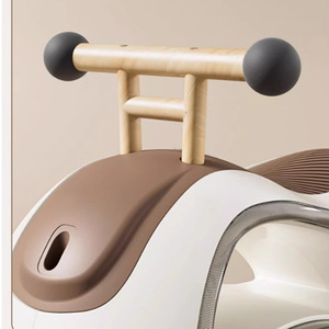 Coche de juguete con forma de cacahuete para niños de 1 a 3 años con luces y música, vehículo de juguete unisex para niños pequeños - Product Image 3