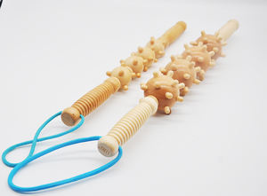 Travel Craft Masajeador de pies de madera Rueda de masaje de nueve ruedas para aplicación corporal - Product Image 3