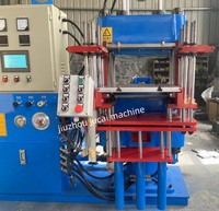 Machine de moulage par injection de caoutchouc à commande automatique, structure à quatre colonnes, système d'alimentation isolant, lithium