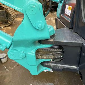 Excavatrice d'occasion en bon état Mini pelle sur chenilles Kobelco Sk30SR du Japon Petite pelleteuse d'occasion SK50 SK70 SK75 à vendre pas cher - Product Image 6