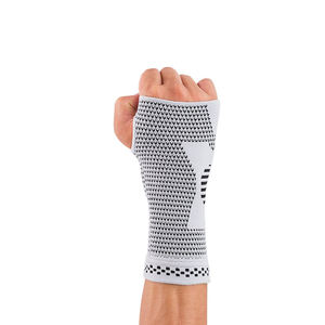 Nouvelle offre d'usine de mode Tissu de bambou naturel Haute compression élastique Sport Tricoté Palm Support - Product Image 3