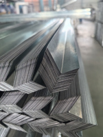 Prix d'usine Plafond en plâtre 8 pieds Profilés métalliques omega pour plafond