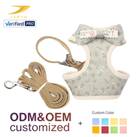 Set Harnesses dan Tali Anjing Kucing dengan Cetak Bunga Custom OEM, Bahan Kanvas Mesh Lembut, Tanpa Tarikan, Dapat Diatur, Kit Harnesses Jalan-Jalan Hewan Peliharaan