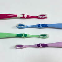 Brosse à dents manuelle OEM personnalisée pour adultes, à poils durs, multicolore, pour usage domestique, vente en gros