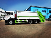 Camion à ordures compacteur 20 m³ 6x4 à transmission manuelle et chargement arrière