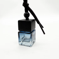 Diffuseur de parfum pour voiture de luxe personnalisé avec logo, flacon en verre noir rechargeable de 8 ml, désodorisant suspendu, huile essentielle