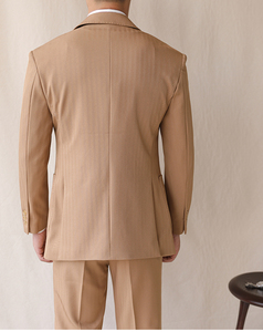 <span class=keywords><strong>Abito</strong></span> da <span class=keywords><strong>uomo</strong></span> primaverile di alta qualità, <span class=keywords><strong>marrone</strong></span> chiaro, monopetto, casual, stile napoletano, con doppia ventola e revers a notch. - Product Image 5