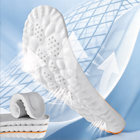 Semelles de sport 4D Cloud Technology, confort et amorti, matière PU respirante et douce, absorption des chocs pour la course à pied.