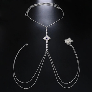 Chaîne de soutien-gorge en strass Bikini Bijoux de corps Accessoires de festival Harnais de chaîne de poitrine <span class=keywords><strong>sexy</strong></span> Chaîne de corps <span class=keywords><strong>pour</strong></span> femmes <span class=keywords><strong>Cadeau</strong></span> de fête - Product Image 2