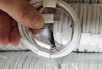 Kabel Data Ponsel USB-C ke Type-C PD Pengisian Cepat 60W 5A 1m untuk iPhone 15/16 Pro/Pro Max