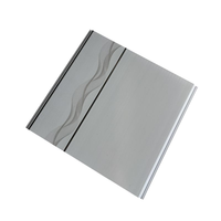 Plafond en PVC léger à marque privée OEM, revêtement de plafond intérieur pour les acheteurs en gros et les intérieurs de restaurants