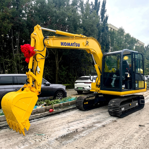 Excavadora de cadenas PC70 de 7 toneladas con cucharón de excavación de 0.37m³ de capacidad, motor pequeño, bomba y caja de cambios en venta - Product Image 1