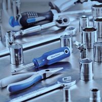 Ensemble d'outils de réparation automobile Blue Dot de 151 pièces en acier au chrome-vanadium, garantie de 3 ans, clé à cliquet combinée, tournevis, pinces pour